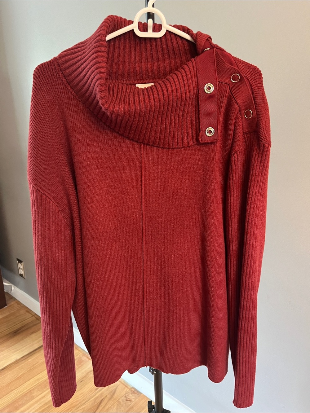 Cabi XL turtleneck cranberry sweater
